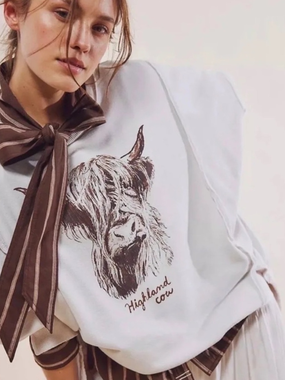 FP WE THE FREE Highland Cow Graphic Camden Pullover, Size XS